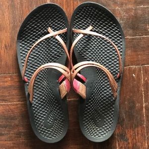 OluKai Ma’a Kai Women’s Sandal 9